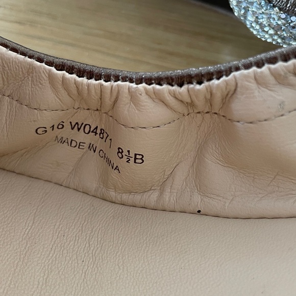 NWT Cole Haan Glittering Silver Flats 8.5 - Picture 7 of 13